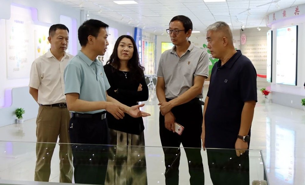 省政府驻京办天津联络处考察组到437必赢会员中心集团考察